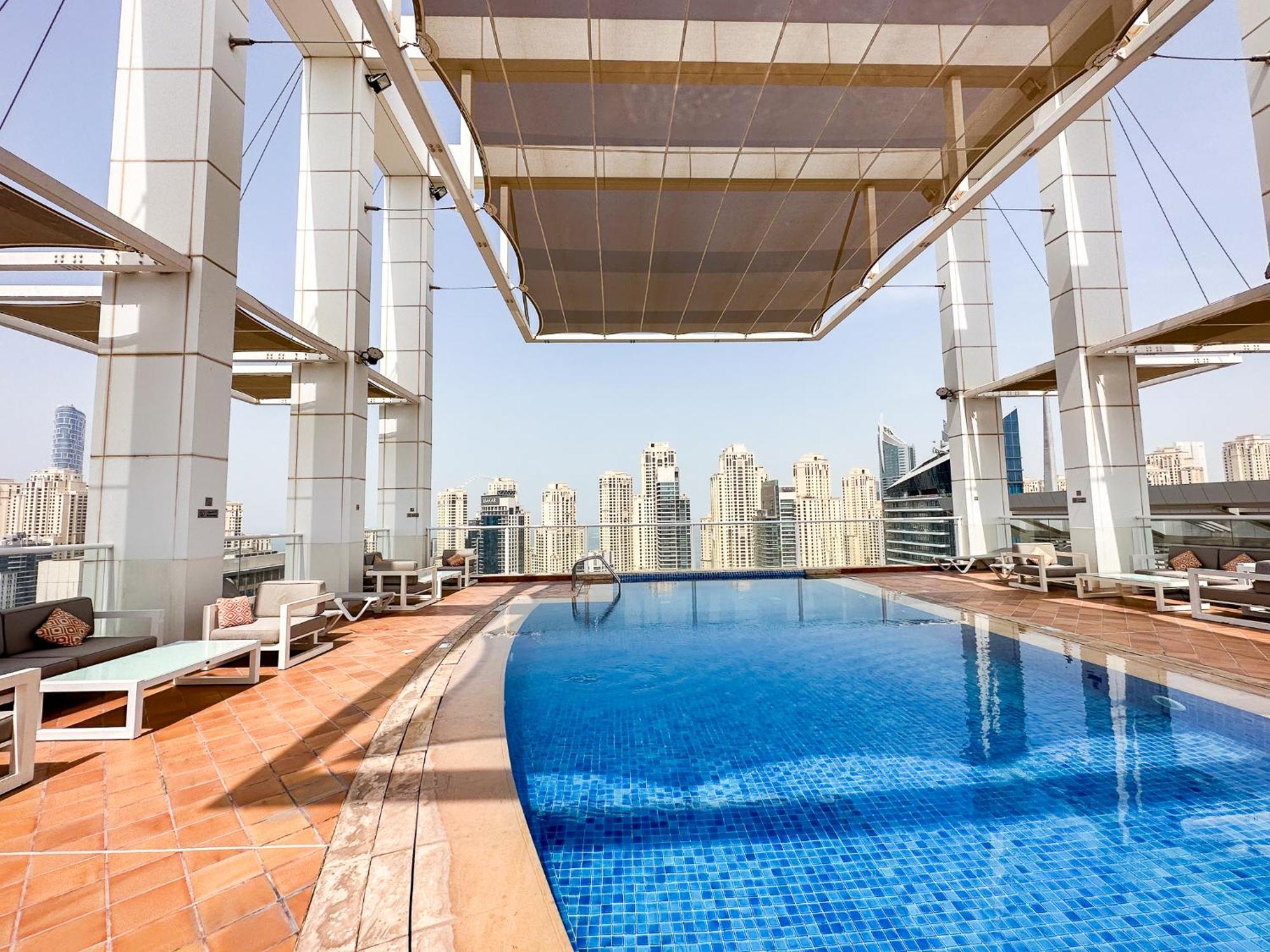 Charming Brand New 2Br Close To The Beach Dubaj Kültér fotó