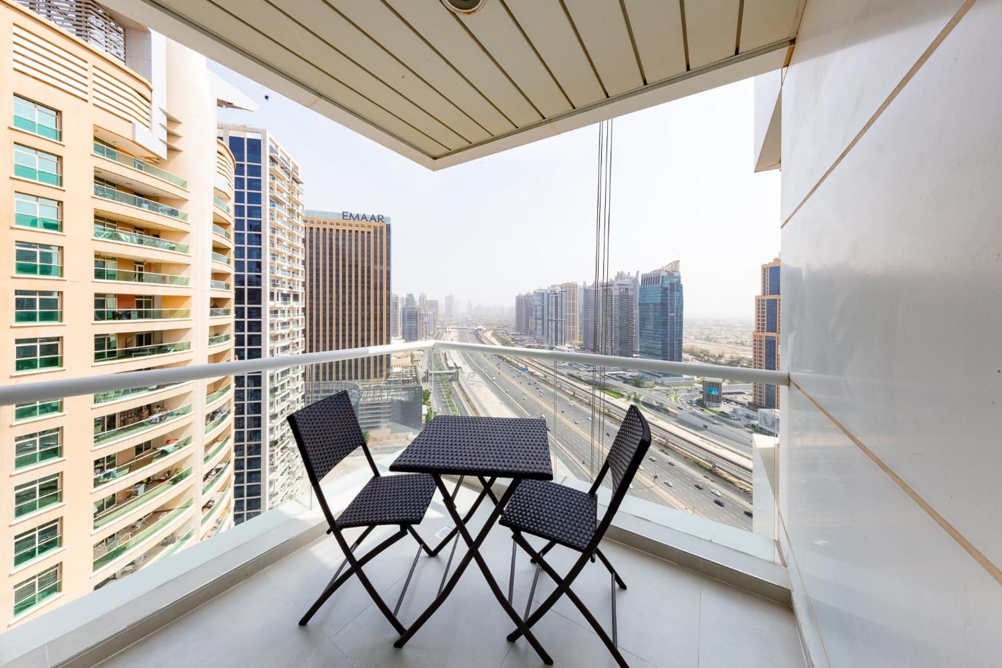 Charming Brand New 2Br Close To The Beach Dubaj Kültér fotó