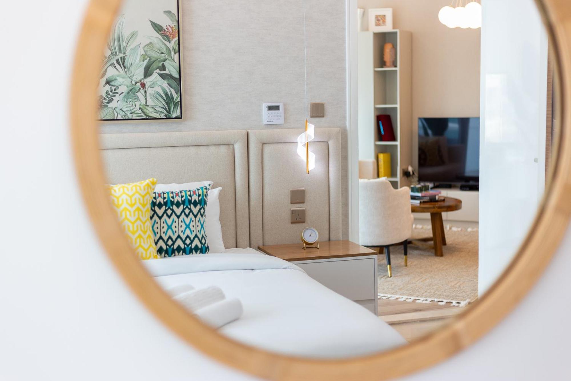 Charming Brand New 2Br Close To The Beach Dubaj Kültér fotó